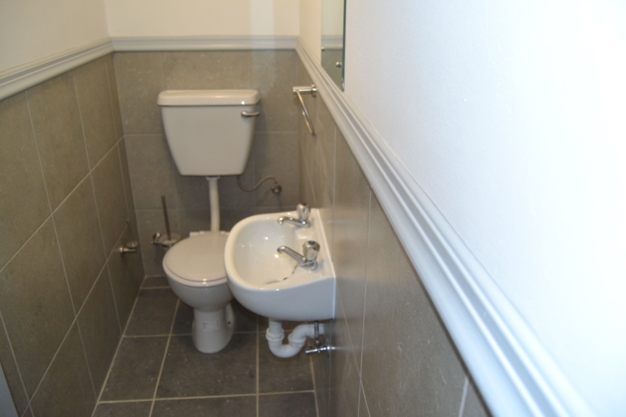 To Let commercial Property for Rent in Rivergate Western Cape